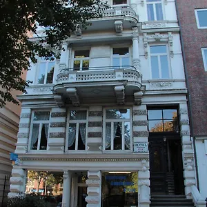 https://hotel-fink.hamburg-hotels-de.com